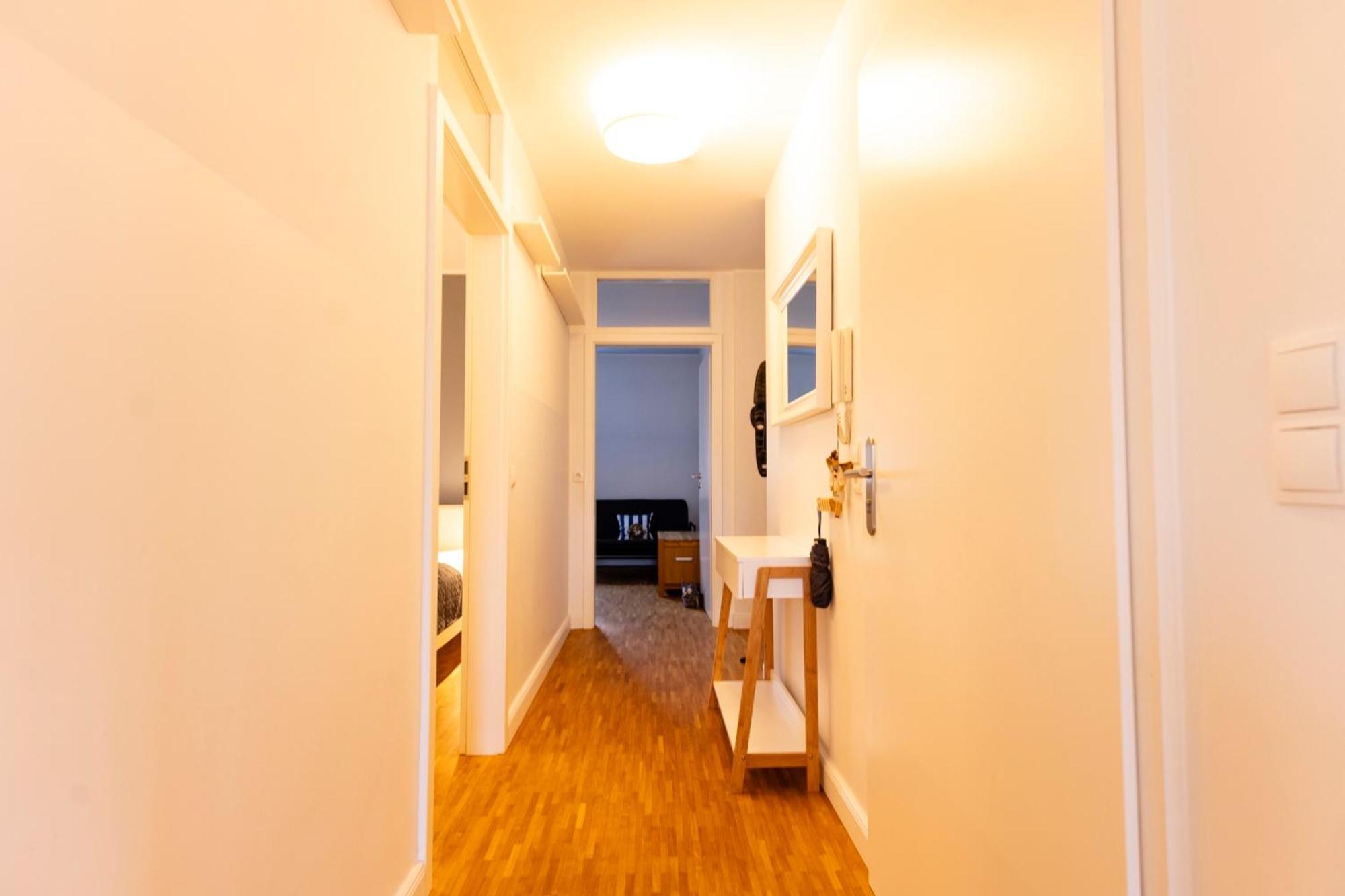 Smartfewo - Home - Zentral - Terrasse - Parkplatz Ольденбург Экстерьер фото