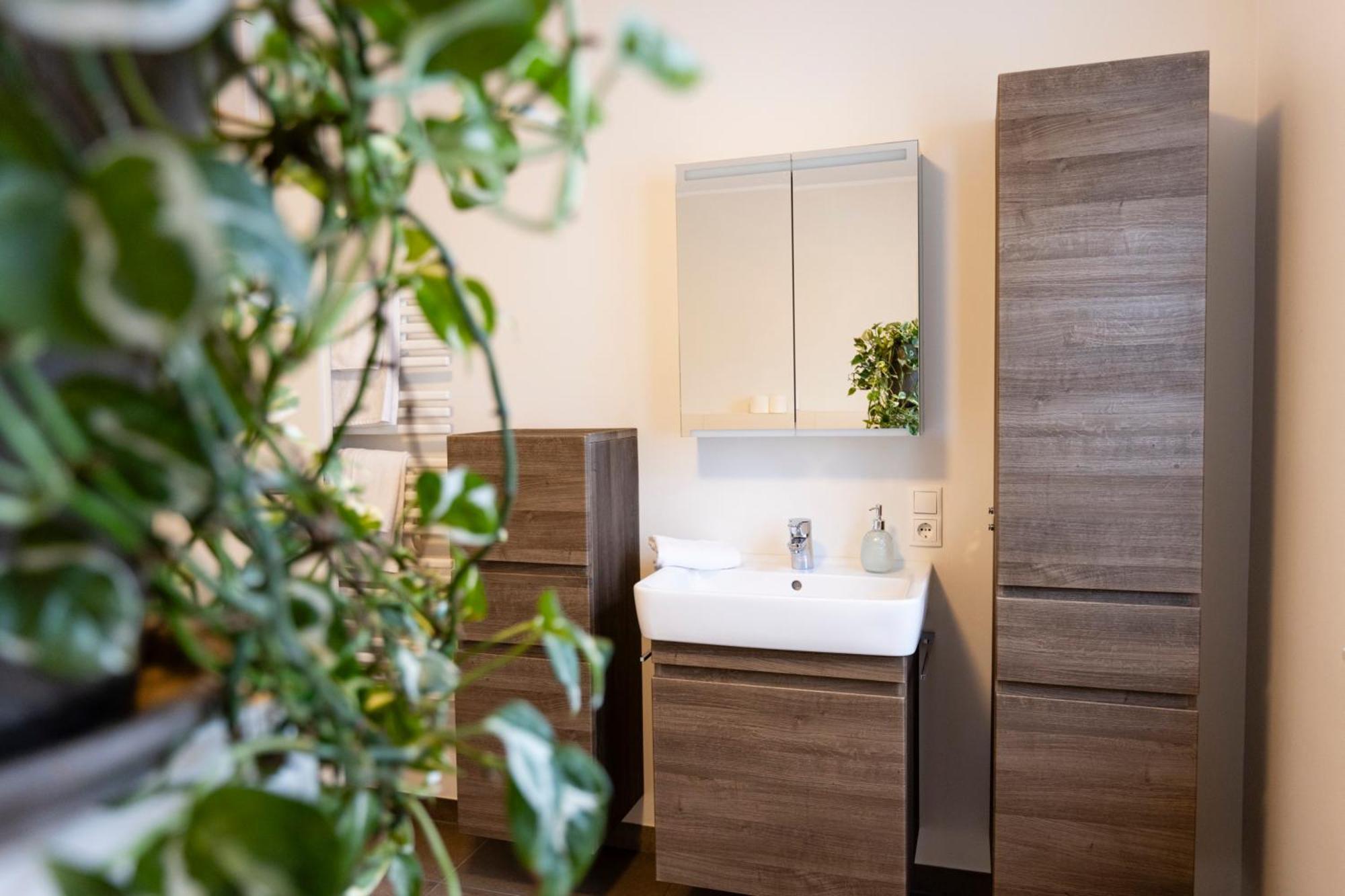 Smartfewo - Home - Zentral - Terrasse - Parkplatz Ольденбург Экстерьер фото
